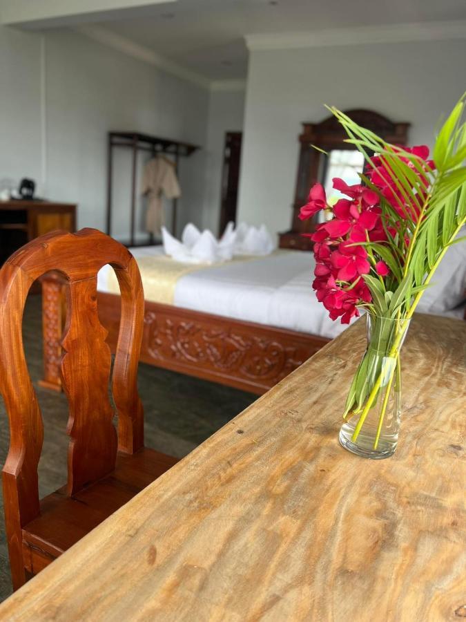 מלון The Moon Kampot Boutique מראה חיצוני תמונה