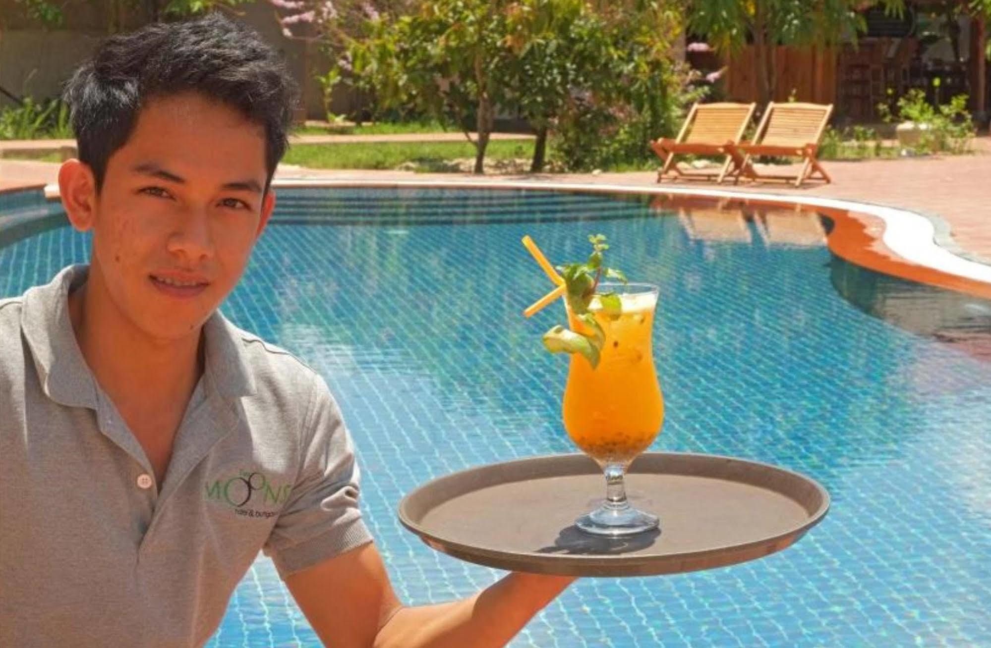 מלון The Moon Kampot Boutique מראה חיצוני תמונה