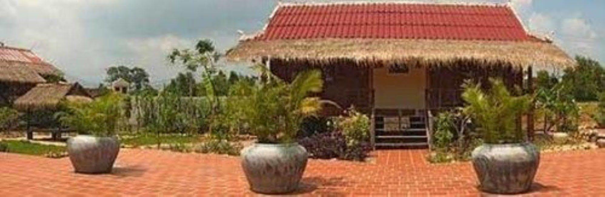 מלון The Moon Kampot Boutique מראה חיצוני תמונה