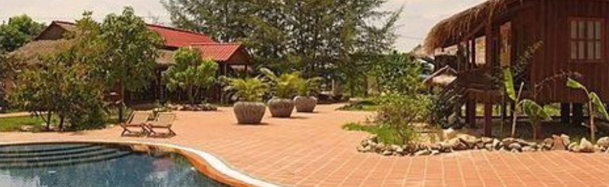 מלון The Moon Kampot Boutique מראה חיצוני תמונה